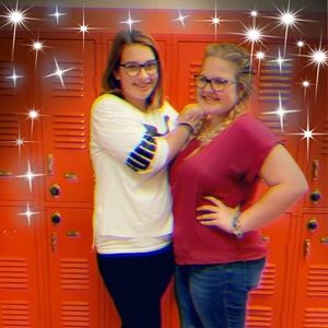 Meet your Posher, Crystal